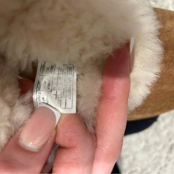 Brown uggs - Picture 8 of 8